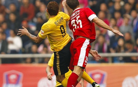 九游会官方平台 -包含意大利杯清晨再迎强敌；尼斯伤情更新；主帅态度：引发热议；训练强度明显提升的词条