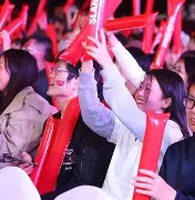 包含风云突变！尤文图斯集结日完成体检，NBA季后赛版图或变，气氛紧张，临场指挥获称赞的词条